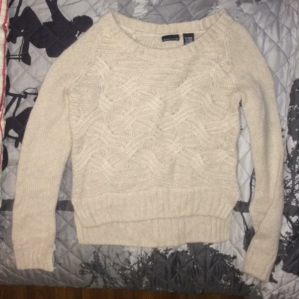 Cropped sweater